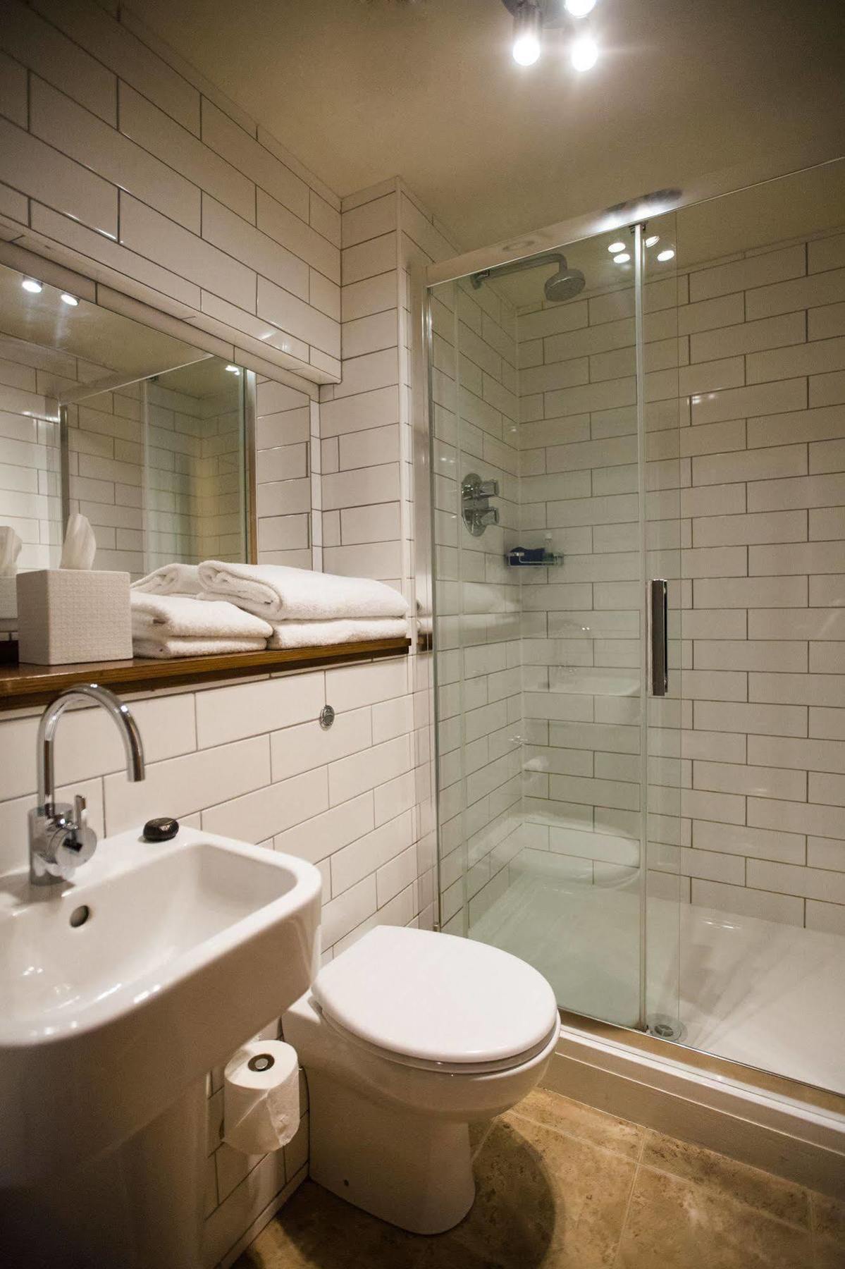 Hotel The Blue Boar 4*